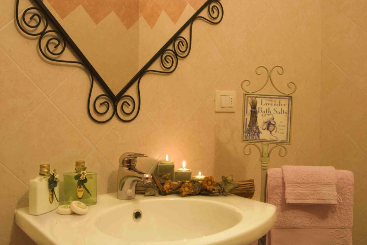 Il Giglio D'Oro Hotel Florence Bilik gambar